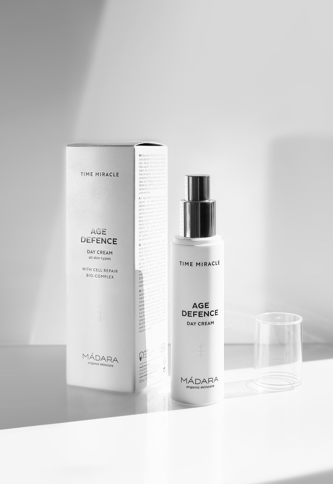 Madara TIME MIRACLE Age Defence Day Cream 50 ml - die Naturcosmetic