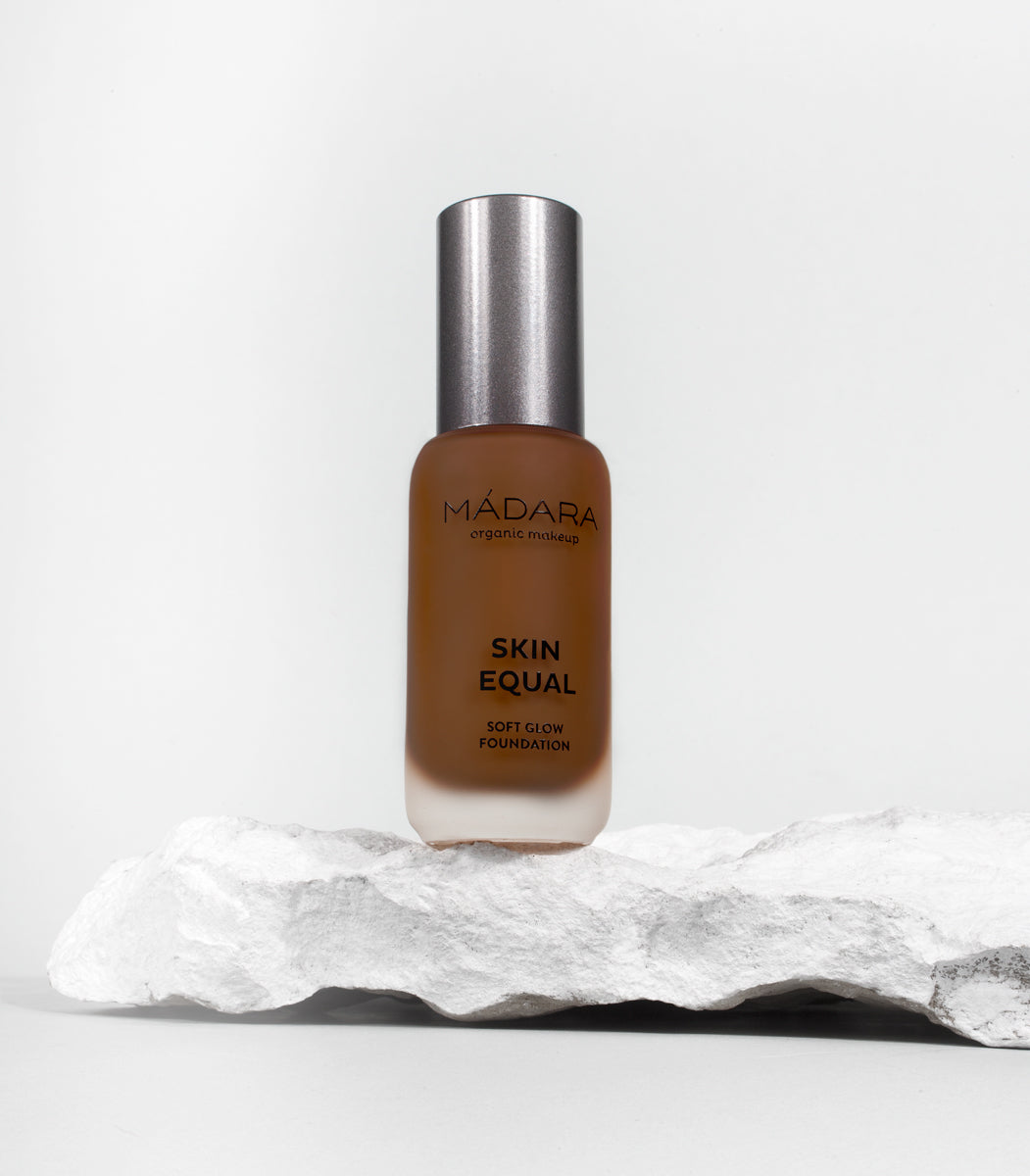 Madara Skin Equal Foundation #100 Mocha, 30 ml - die Naturcosmetic