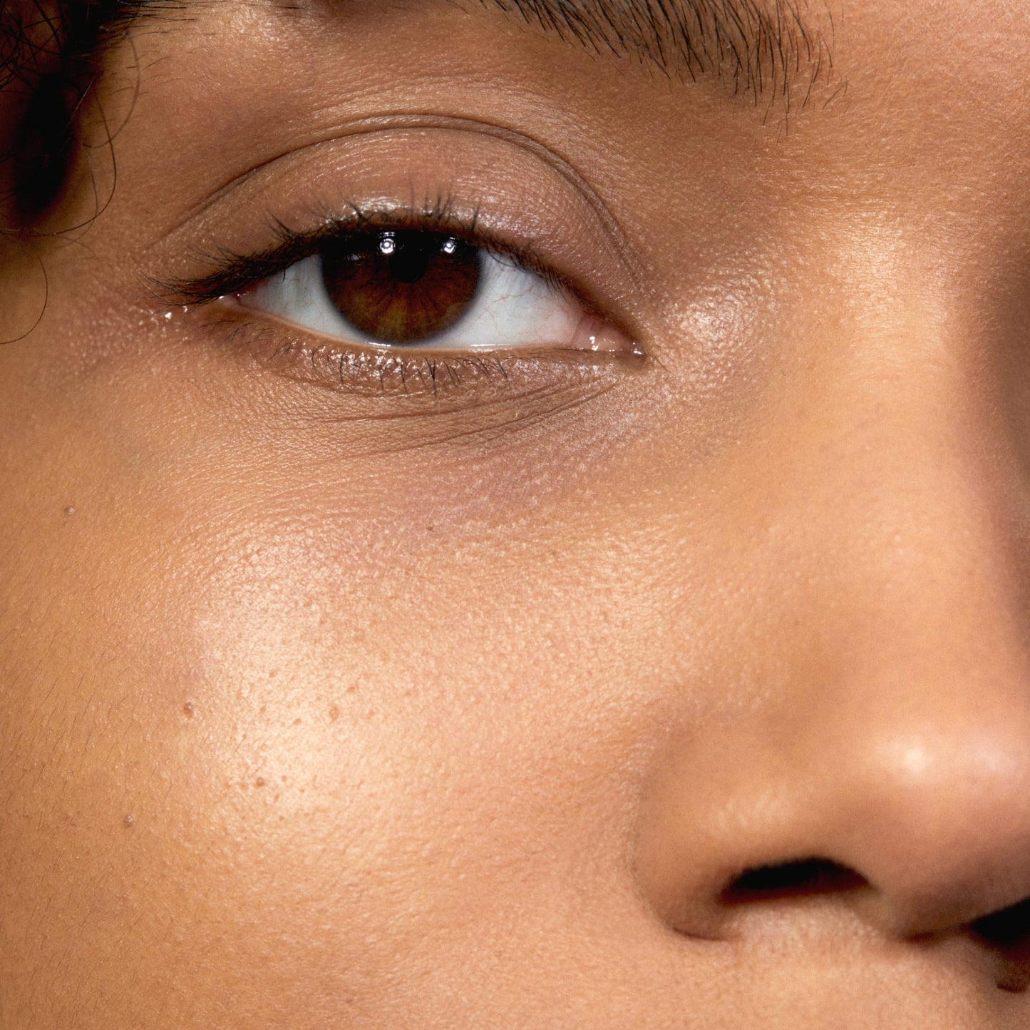 Madara Leuchtender perfektionierender Concealer Nr. 50 Pine, 4 ml