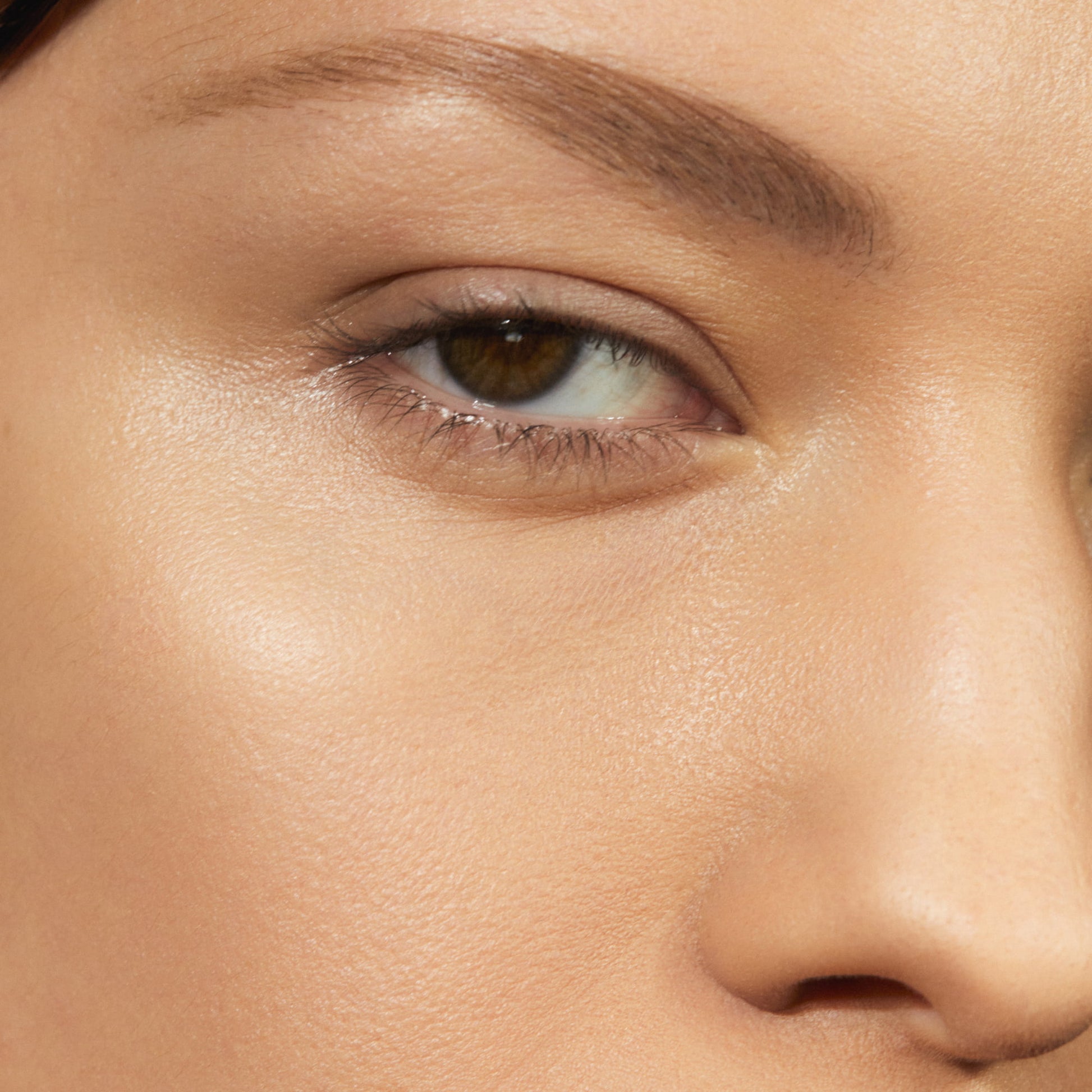 Madara Mineralischer Gesichtspuder - Air Equal Soft Mineral Powder Nr. 2 Beige 9 g - die Naturcosmetic