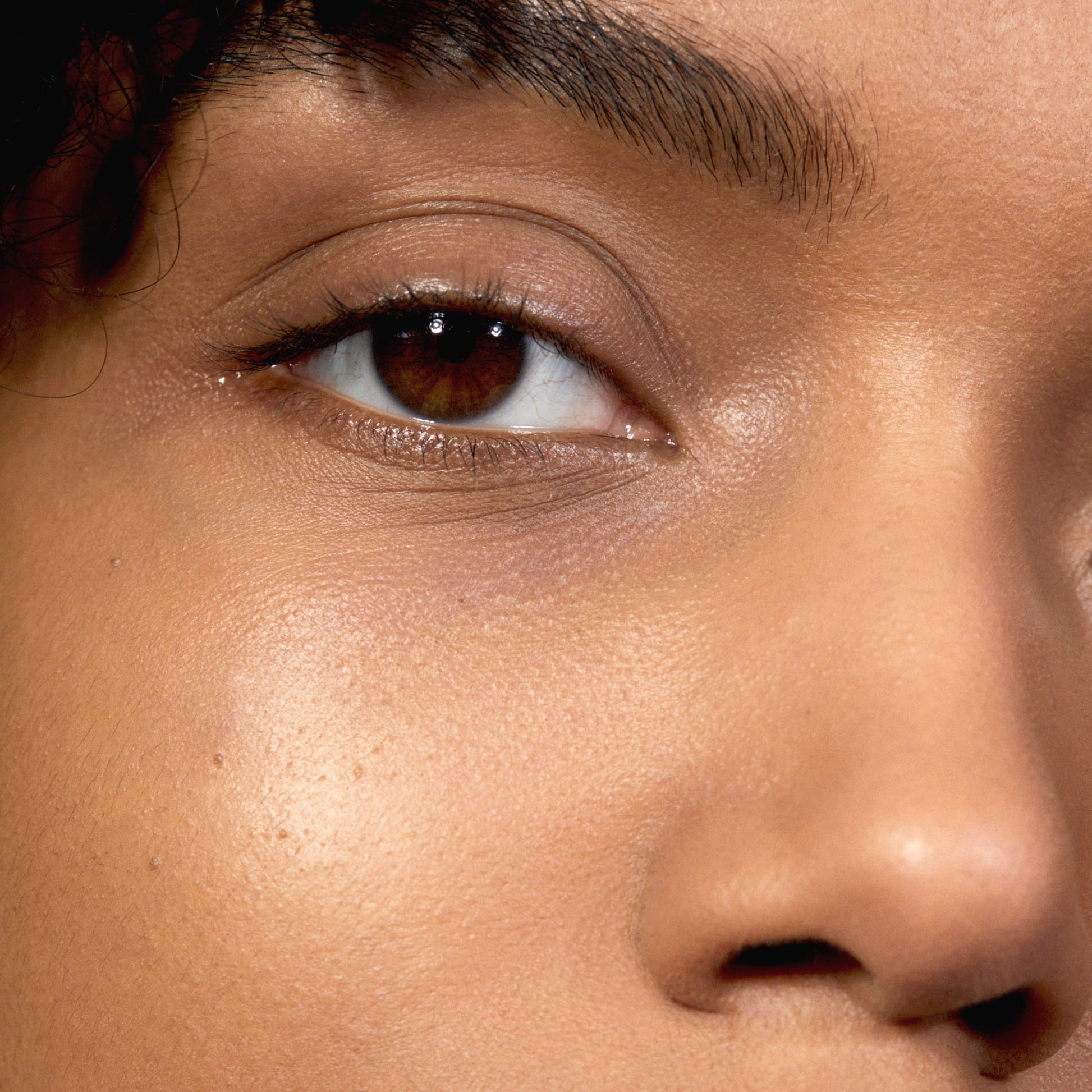 Madara Mineralischer Gesichtspuder - Air Equal Soft Mineral Powder Nr. 2 Beige 9 g - die Naturcosmetic