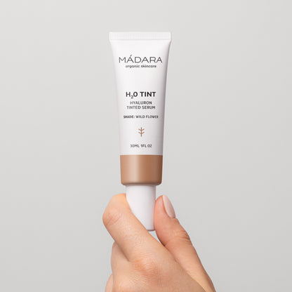 Madara H2O Tint getöntes Hyaluron-Serum, #4 WILD FLOWER, 30 ml