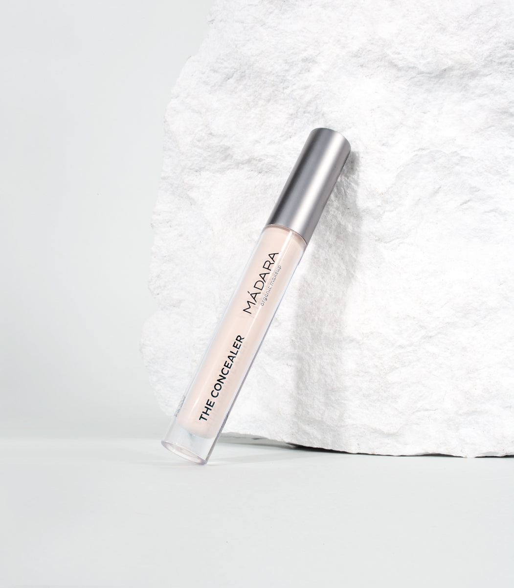 Madara Leuchtender perfektionierender Concealer Nr. 15 Vanilla, 4 ml - die Naturcosmetic