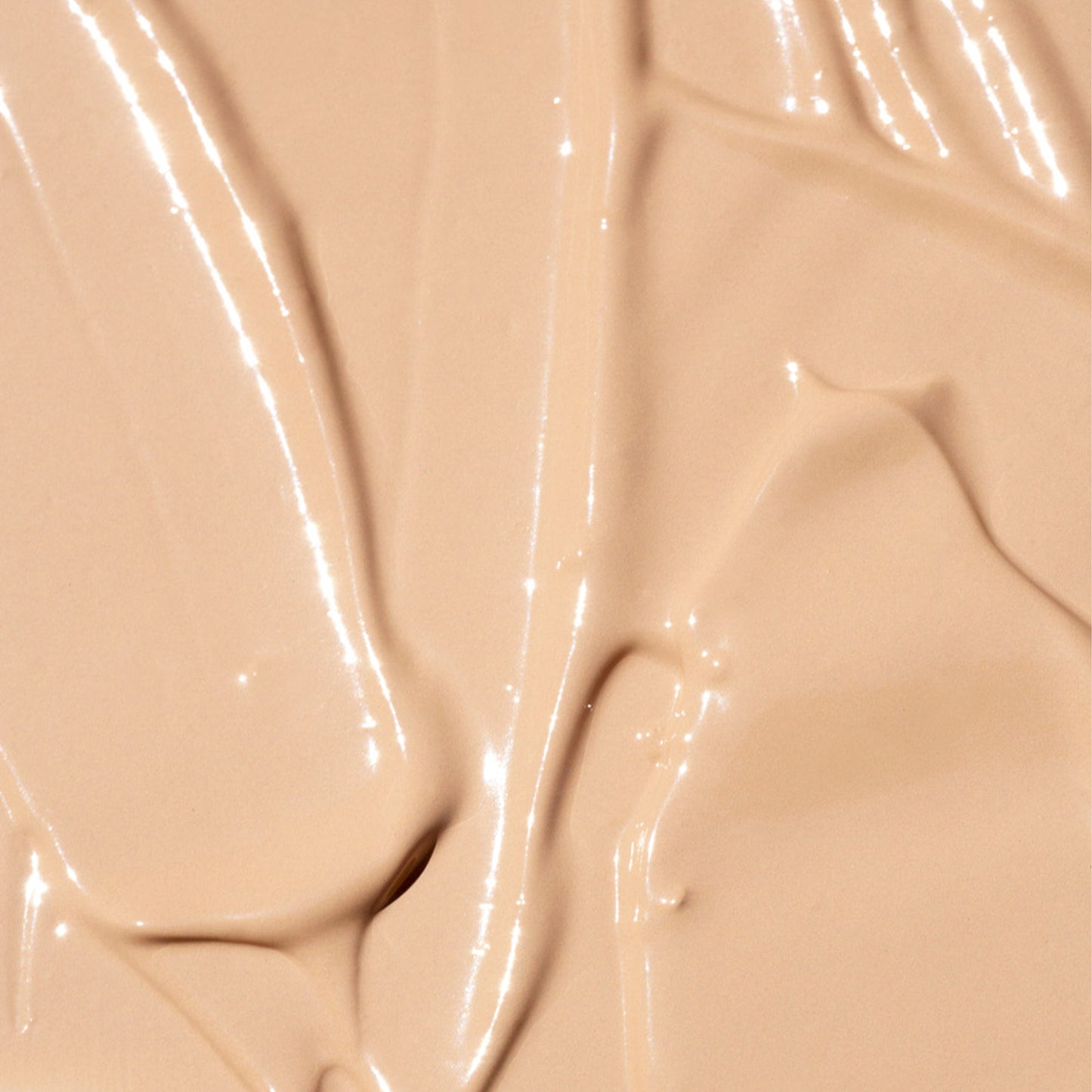 Madara Leuchtender perfektionierender Concealer Nr. 30 Warm Latte, 4 ml - die Naturcosmetic