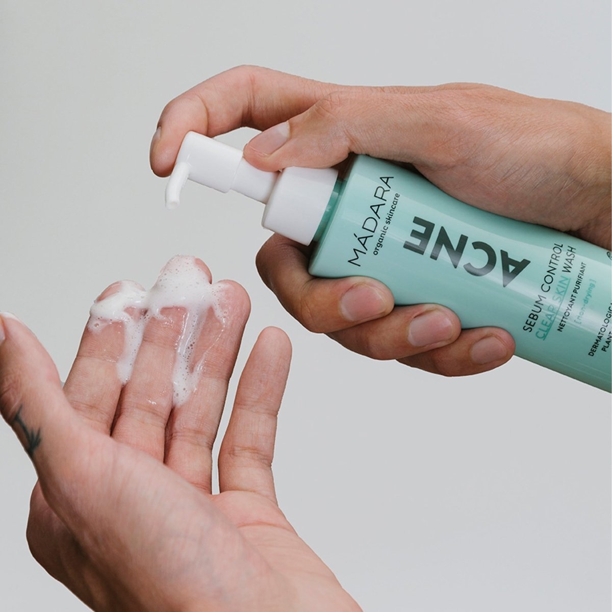 Madara Acne Sebum Control Klärende Gesichtsreinigung 140 ml - Madara