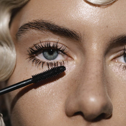 Madara Deep Matter Mascara für Ausdruck & Volumen 6 ml - Madara