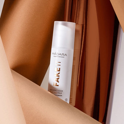 Mádara FAKE IT Natürliche selbstbräunende Körpermilch 150 ml - Madara