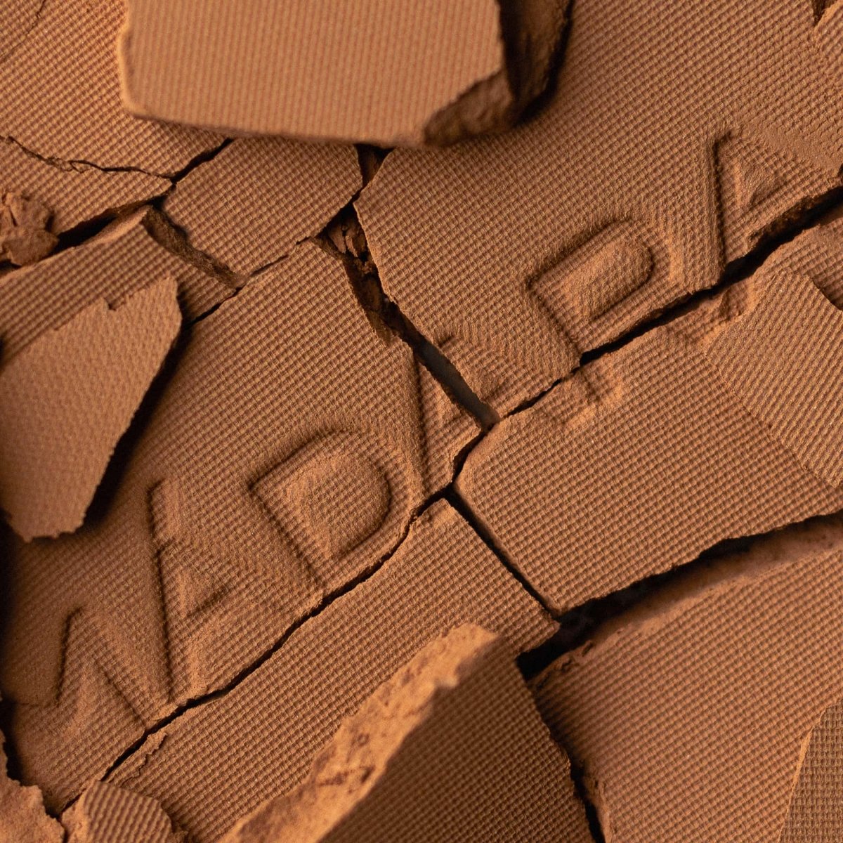 Madara Mineralischer Gesichtspuder - Air Equal Soft Mineral Powder Nr. 3 Deep 9 g - Madara