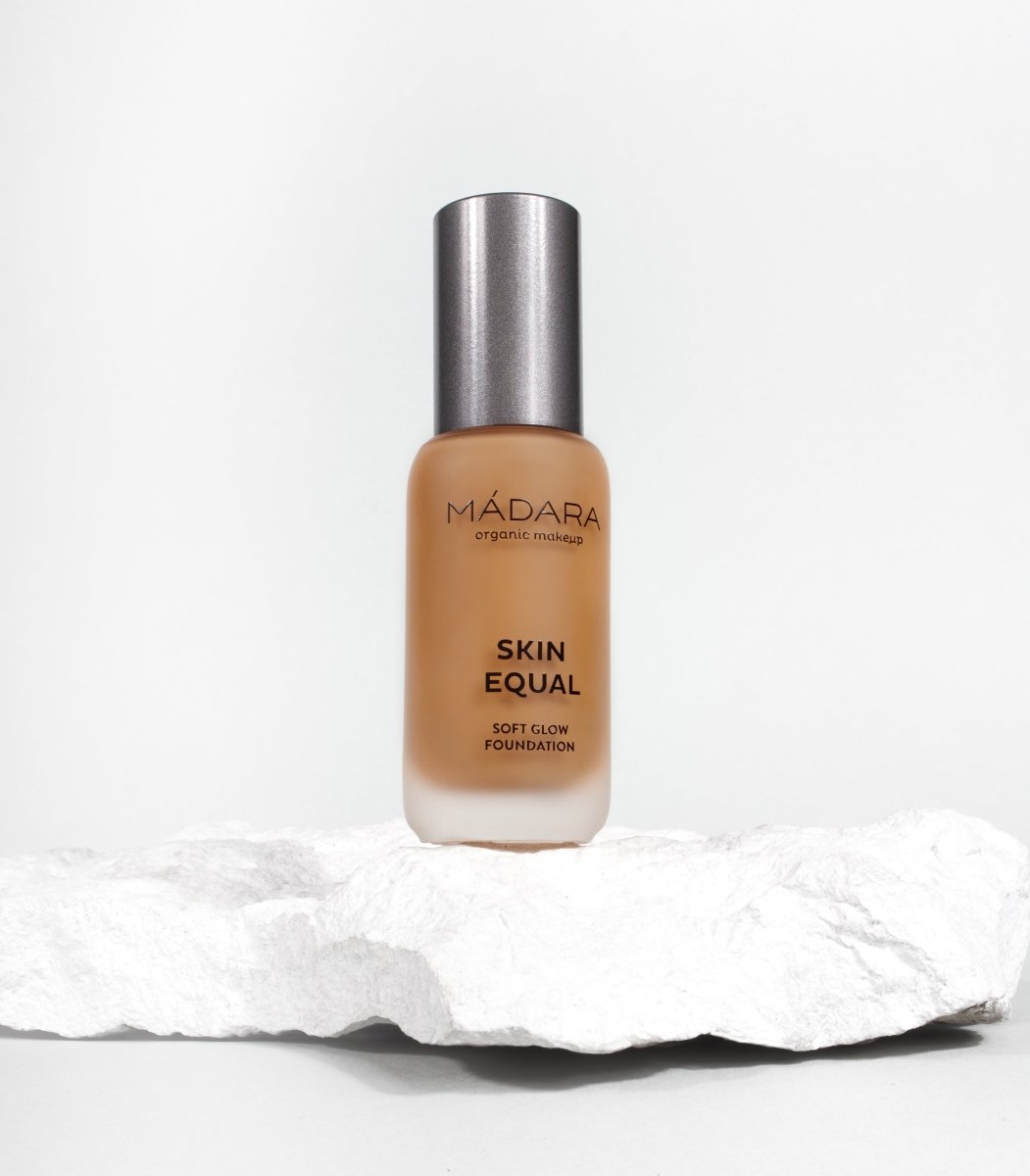 Madara Skin Equal Foundation 70 Caramel, 30 ml - Madara