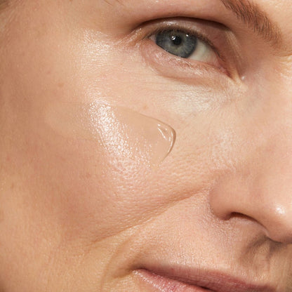 Madara SKINONYM Semi-Matte Peptide Foundation, 25 LINEN, 30 ml - Madara