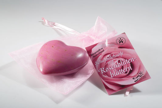 Saling Schafmilchseife Rose pink mit Rosenblütenblättern im Organzasäckchen mit Anhänger 65 g - die Naturcosmetic
