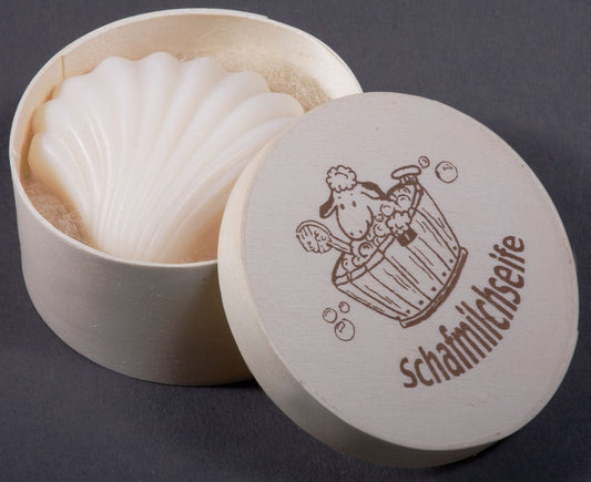 Saling Holzdose eckig mit Schafmilchseife Muschel 80 g - Saling